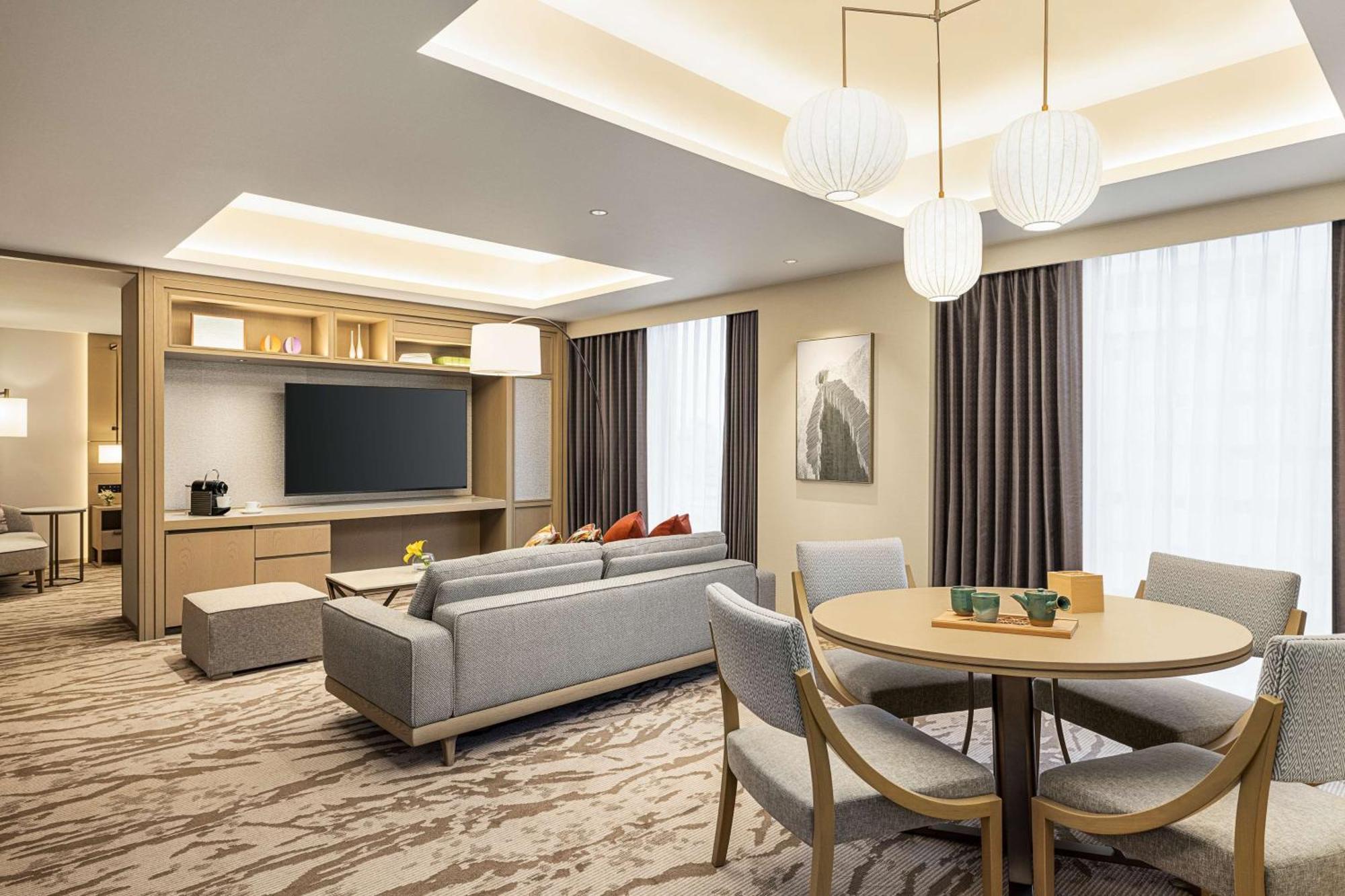 Doubletree By Hilton Toyama Hotel Luaran gambar