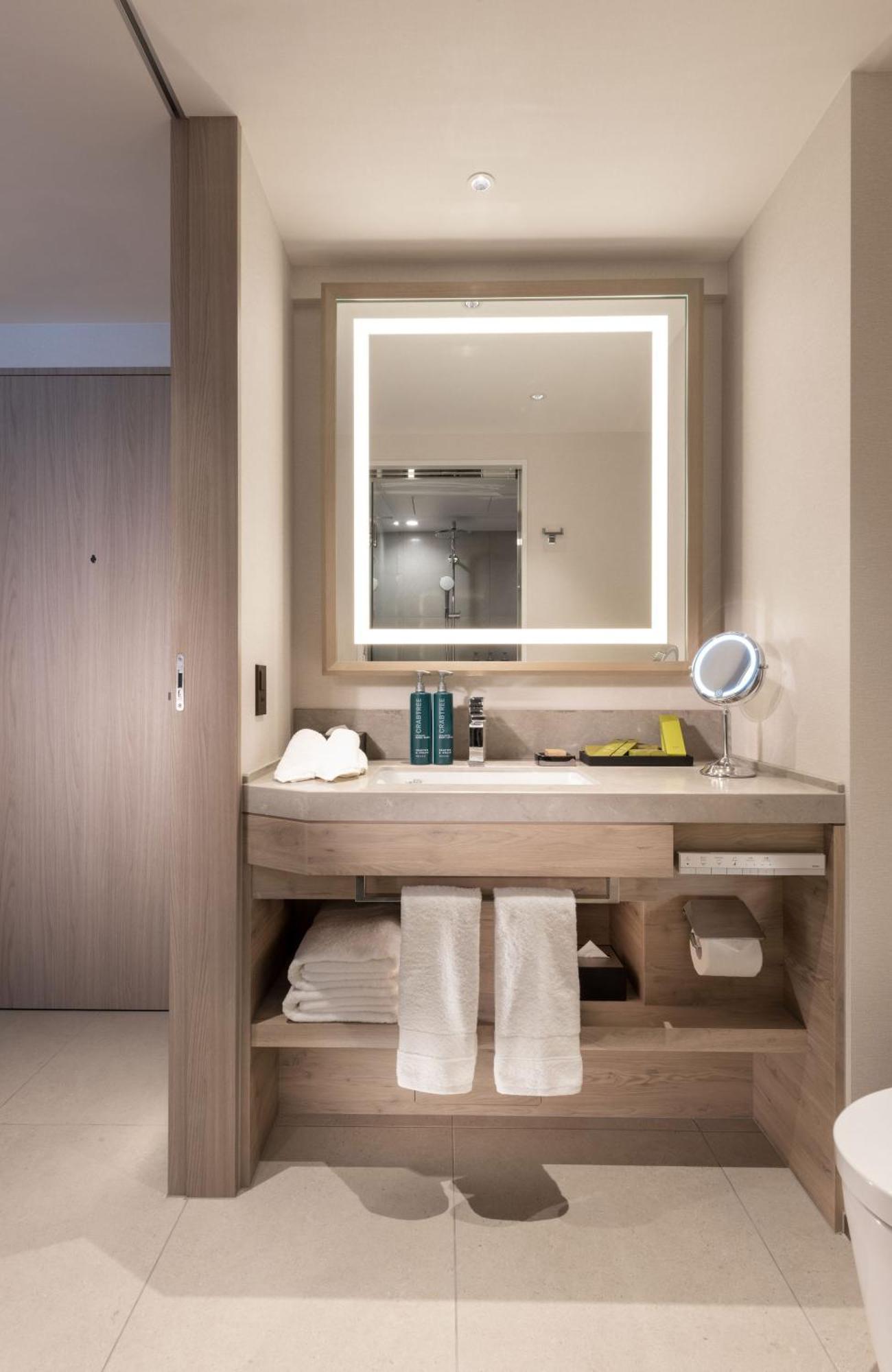 Doubletree By Hilton Toyama Hotel Luaran gambar